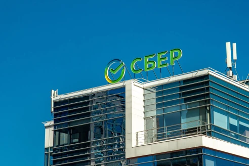 Сбербанк нарастил розничные и корпоративные кредиты на 0,4% в июне