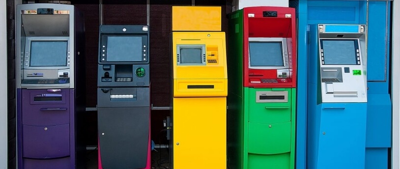 Где нужны новые банкоматы и офисы банков?