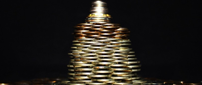 пирамида из монет